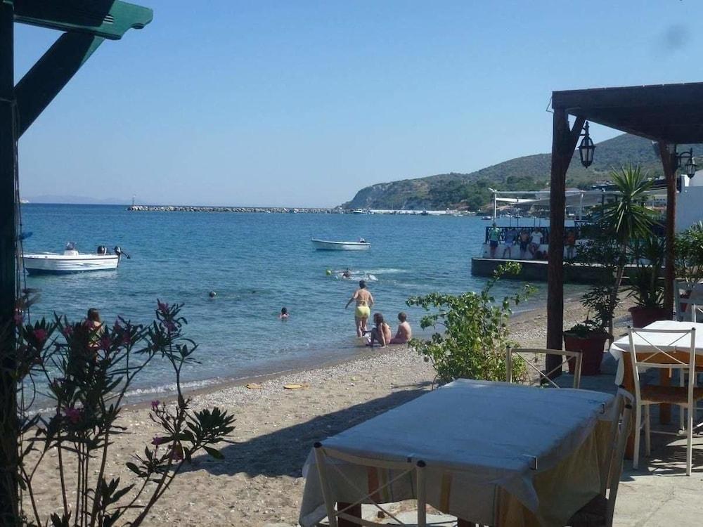 Rania Beach Іраіон Екстер'єр фото